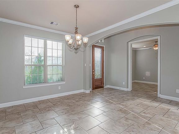 5th image of 17938 Fernwood Bend Dr