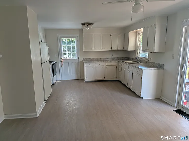 124 Spring Lake Rd — Photo 8