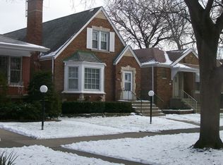 8143 S Calumet Ave, Chicago, IL 60619