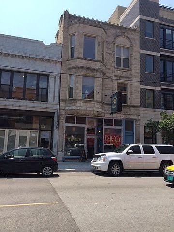 1st image of 1117 W Belmont Ave