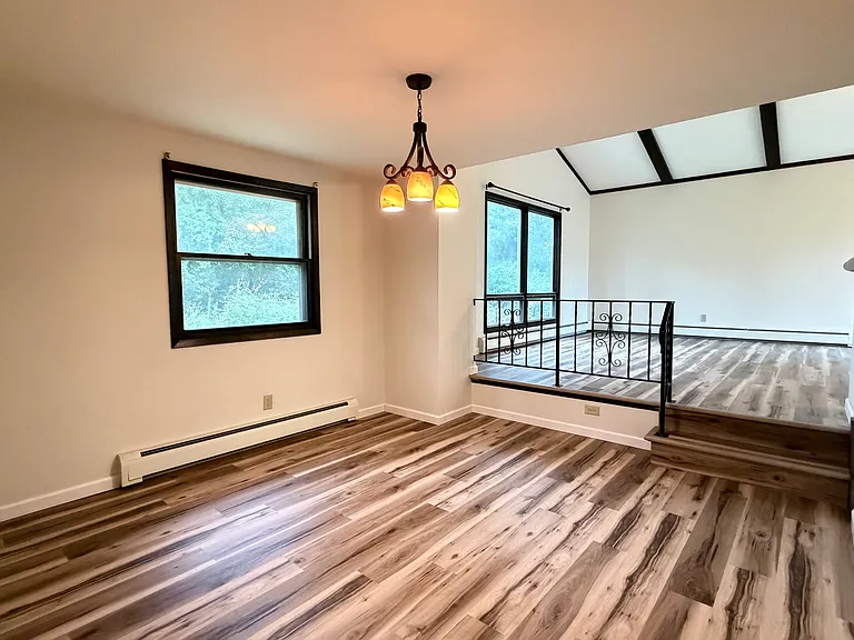 17370 Bedford Dr — Photo 10