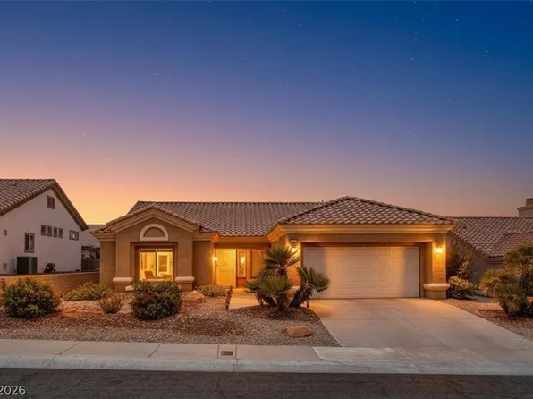 10128 Crescent Creek Dr, Las Vegas, NV 89134