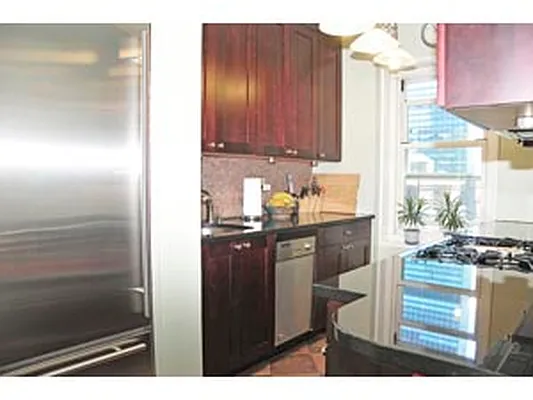 Sold by Corcoran | media 7