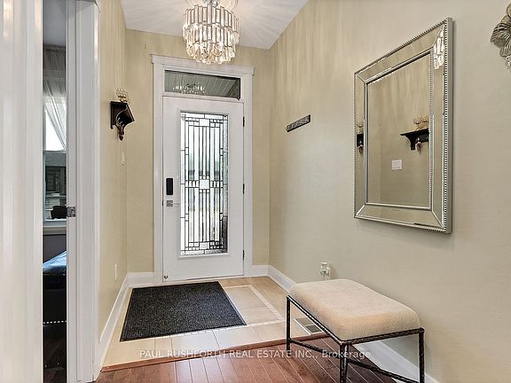 3rd image of 353 Trillium Cir