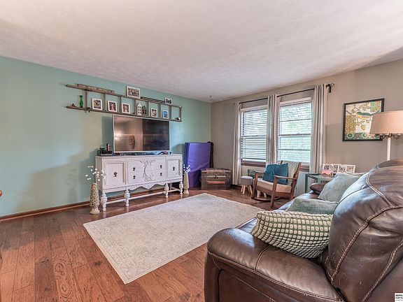 5th image of 5824 S 52nd St