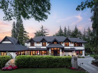 3375 Ripon Rd, Oak Bay, BC V8R 6G8