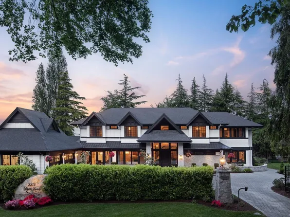 3375 Ripon Rd, Oak Bay, BC V8R 6G8