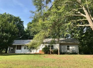 7283 Holly Springs Rd, Pendergrass, GA 30567