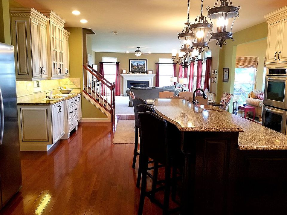 1st image of 3001 Fairfield Way Ln