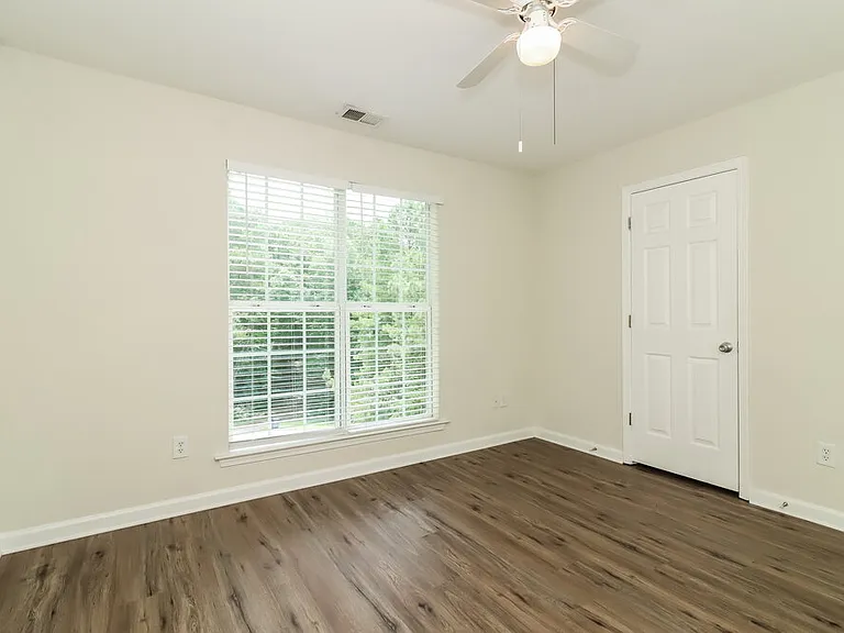 212 Browning Cir — Photo 14