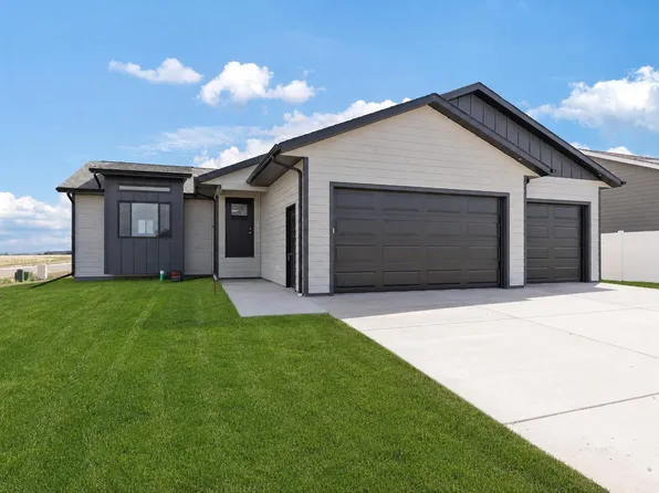 1103 Cobalt Dr, Rapid City, SD 57701