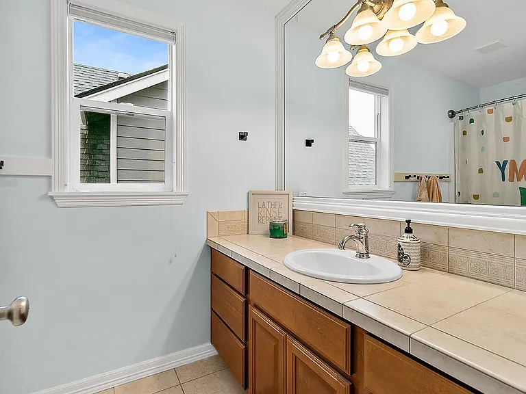 23721 SE 284th St — Photo 36