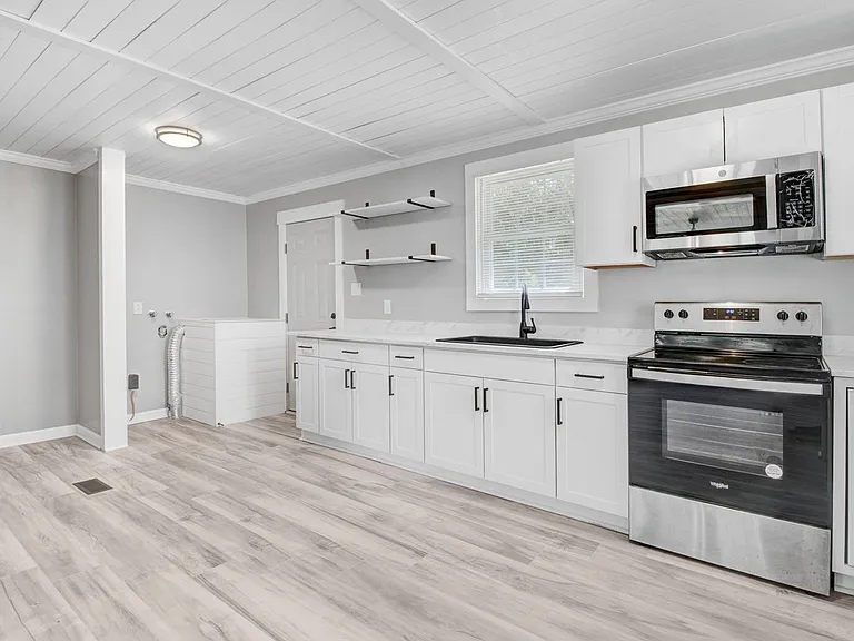 1307 North Dr — Photo 12