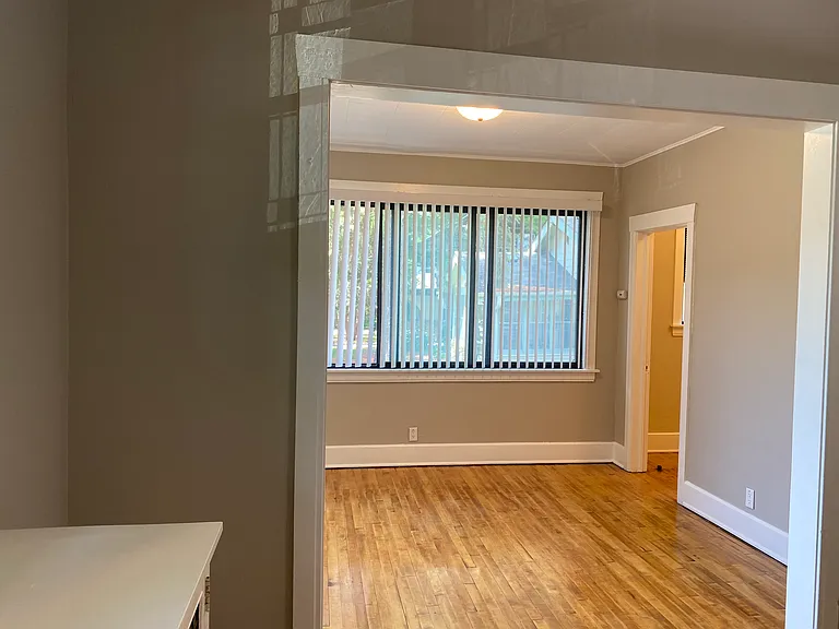 1985 Portland Ave #3 — Photo 5