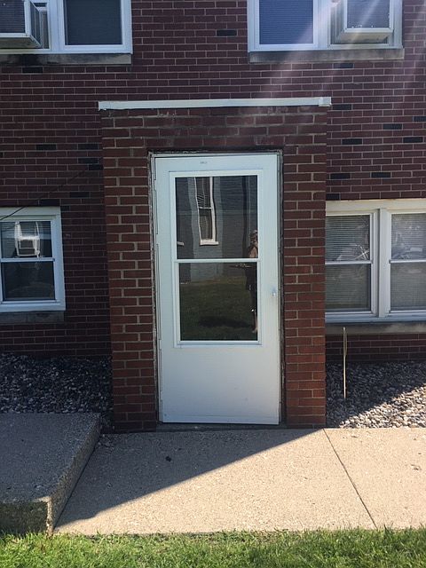 1st image of 306 E Hill St #1