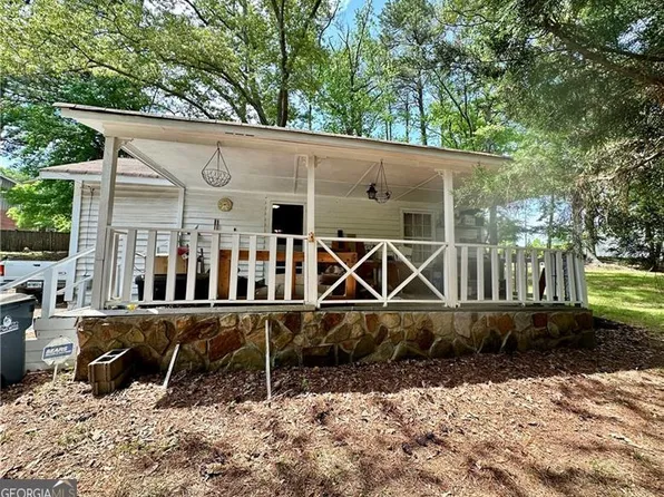 4595 Spring St, Acworth, GA 30101