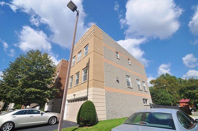 1st image of 1133 E 83rd St Unit 106