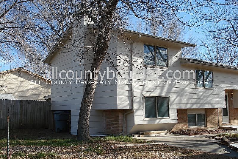 2nd image of 466 Fox St