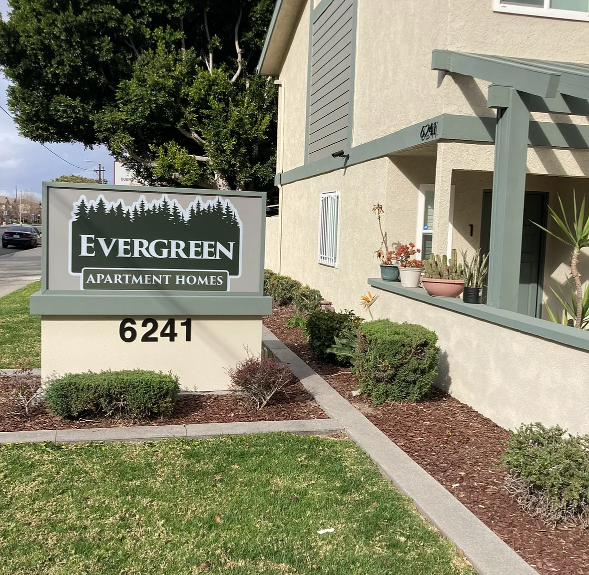 Evergreen Apartment Homes — Photo 1