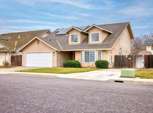 559 Nicastro Dr, Patterson, CA 95363