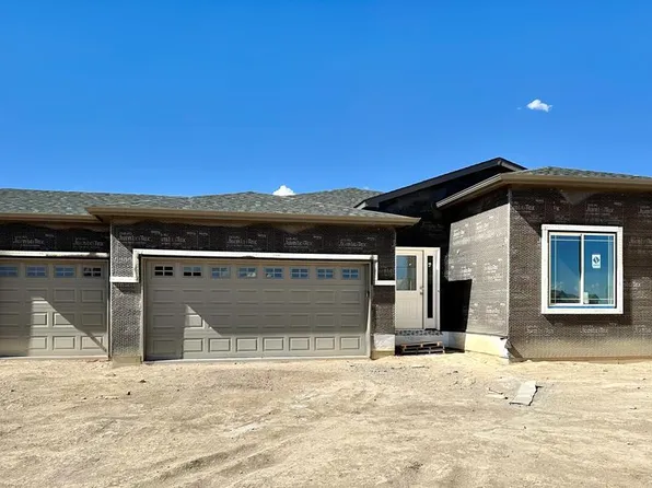 879 E Walden Dr, Pueblo West, CO 81007