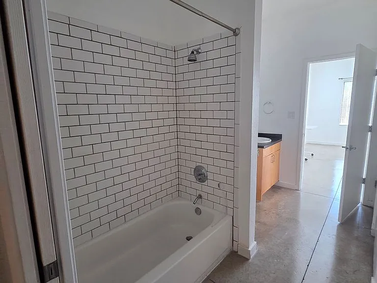 201 Aliso Dr SE #6 — Photo 11