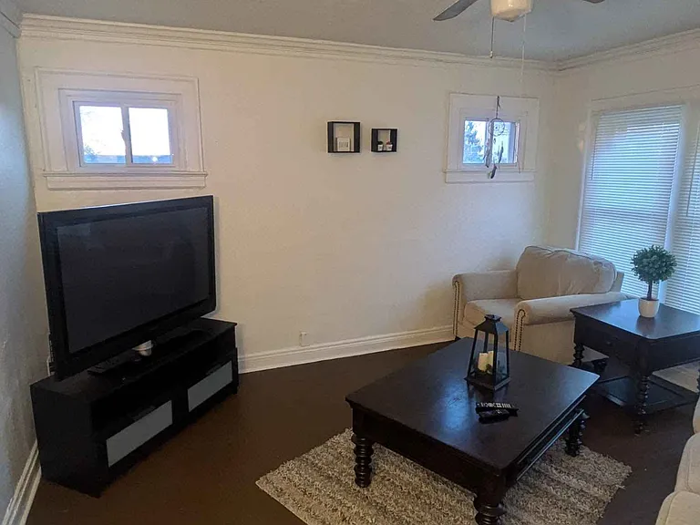 1888 Marloes Ave #1 — Photo 10