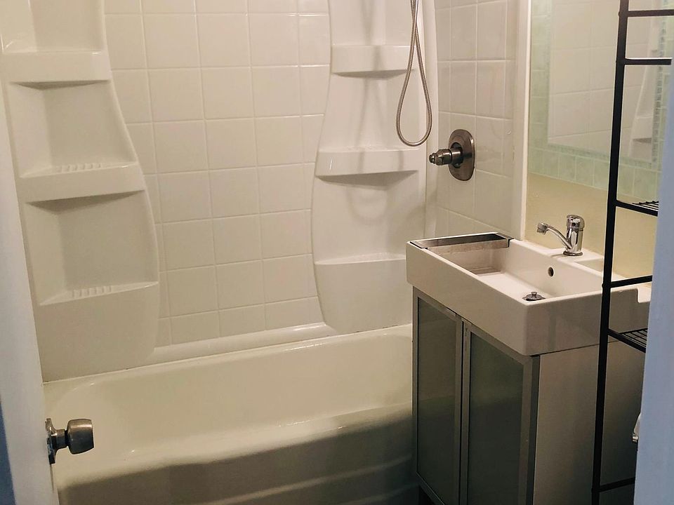 2nd image of 8599 Dorothy Ave