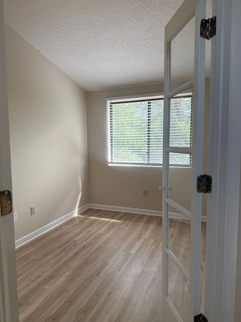 123 Turtle Creek Road #11 — Photo 4