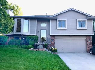 5032 S 164th St, Omaha, NE 68135