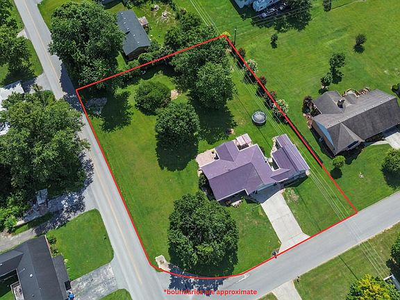 2nd image of 393 Summer Hill Dr