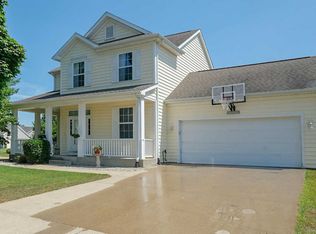 7073 Bolingbrook Dr, Portage, MI 49024