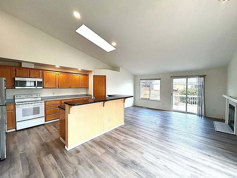 3707 Browns Point Blvd — Photo 6