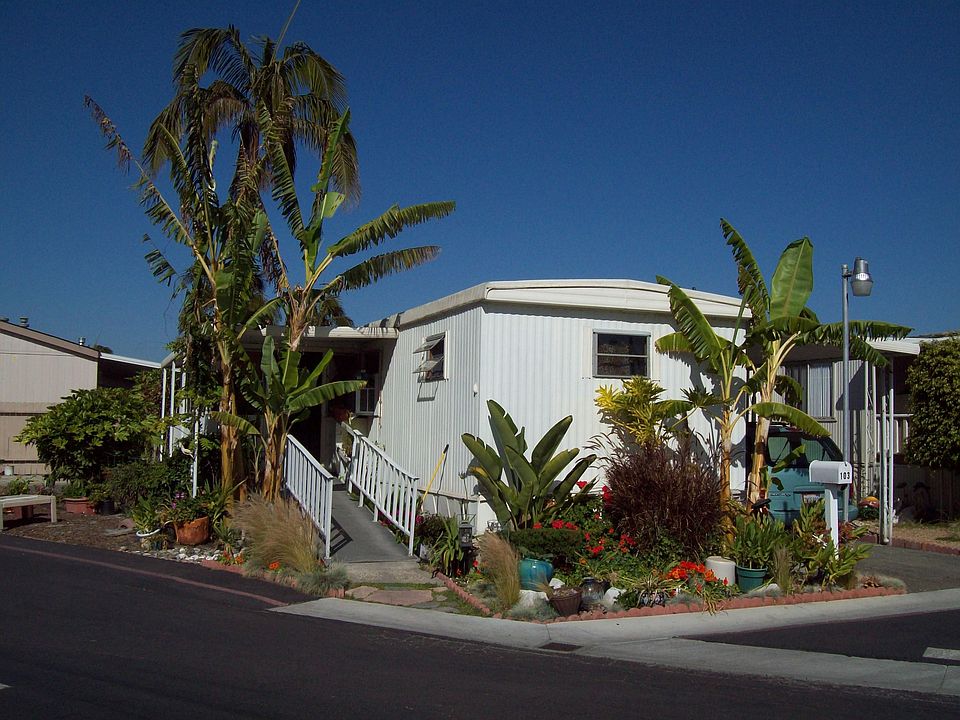 Close to beach!