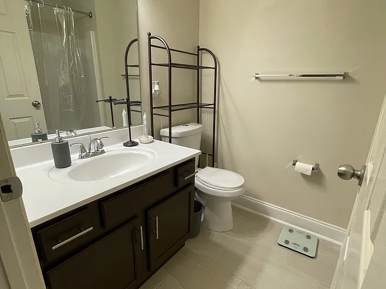 208 Scott St #PIGTOWN — Photo 21