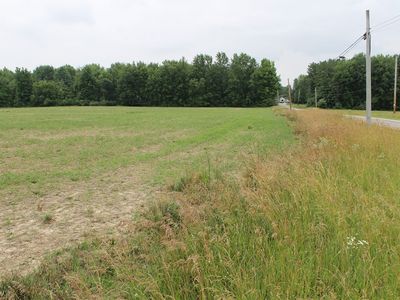 Vermont St, Grafton, OH, 44044