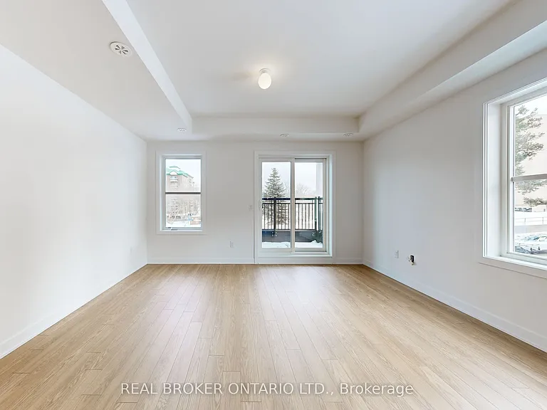 15100 Yonge St N #216 — Photo 6