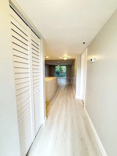 3300 W Rolling Hills Cir Photo 1