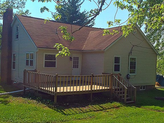 2nd image of 1915 Wynncrest Dr