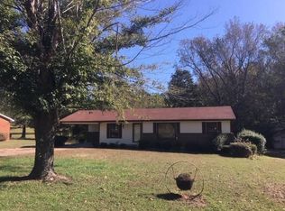 240 Henderson Dr, Paris, TN 38242