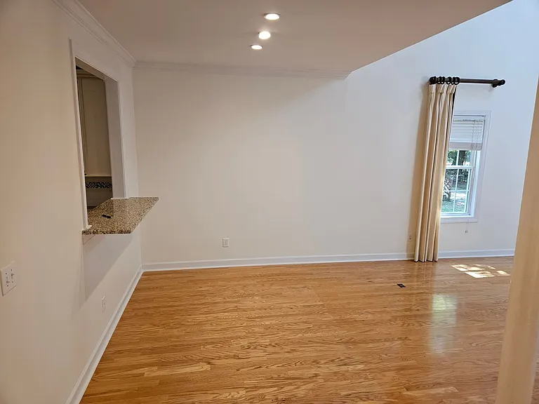 3214 Philmont Dr — Photo 8