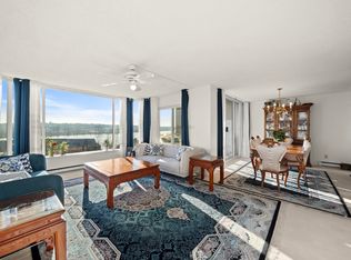 1045 Quayside Dr #801, New Westminster, BC V3M 6C9