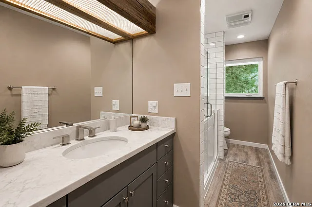 4 bed, 2.0 bath, 2935 sqft, $3,200 — Photo 3