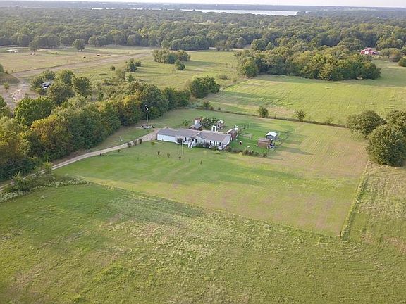 3rd image of 18402 County Road 2529