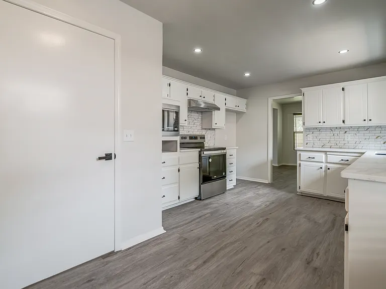 2809 Countrywood Ln — Photo 29