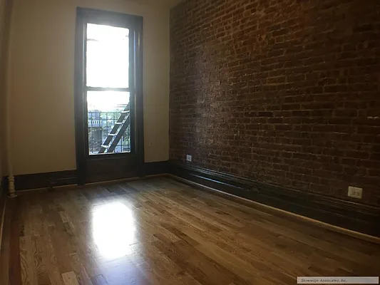 Rented by Sovereign Associates | media 13