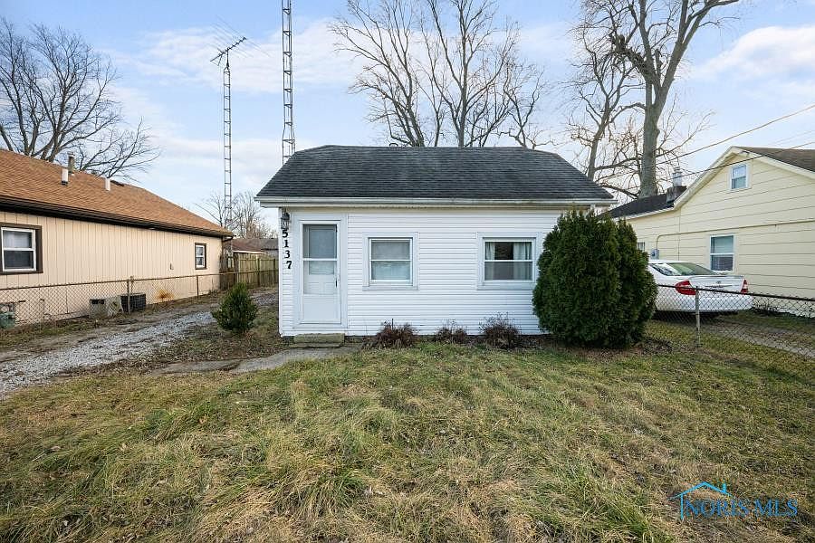 1st image of 5137 Janet Ave