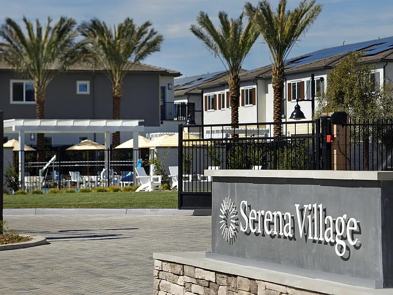Serena Village Luxury Townhomes — Photo 24