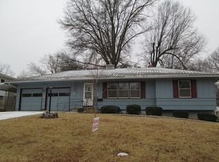 8319 Kentucky Ave, Raytown, MO 64138