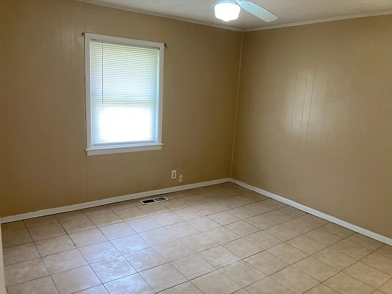 1631 Rice Rd — Photo 19